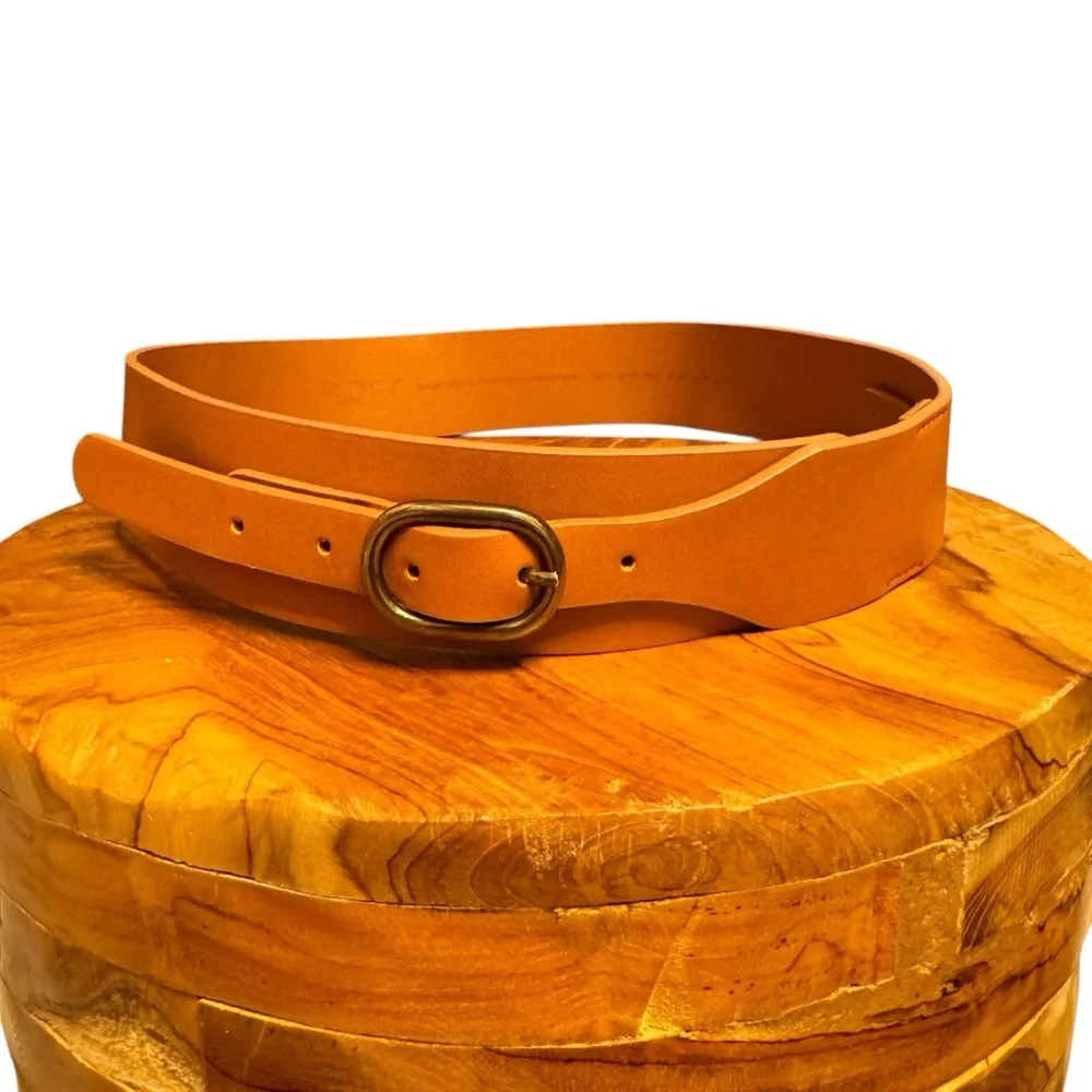 LOFT Caramel Brown Wide Leather Waist Belt Size Medium/Large Classic Chic Trendy